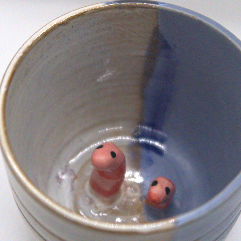 Sandworms Peeking Mug