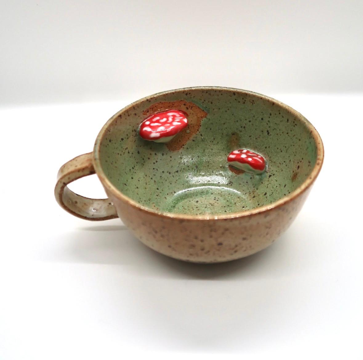 LADYBUG AND MUSHROOMS INSIDE